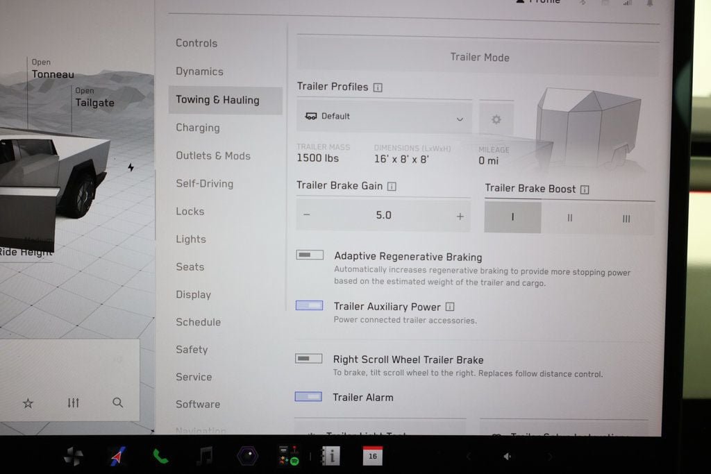 Used 2024 Tesla Cybertruck AWD Crew Cab image 17