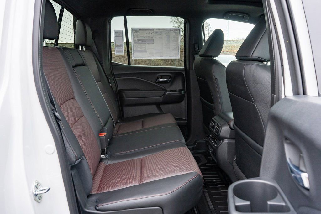 New 2026 Honda Ridgeline Black Edition image 14