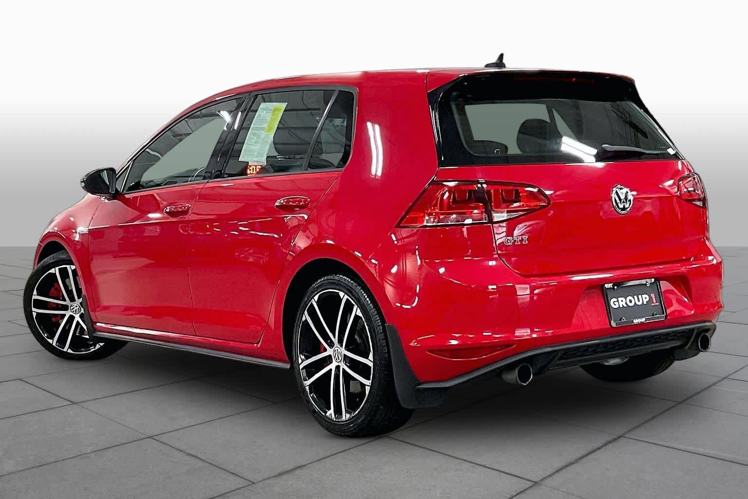 Used 2017 Volkswagen GTI Sport FWD image 12
