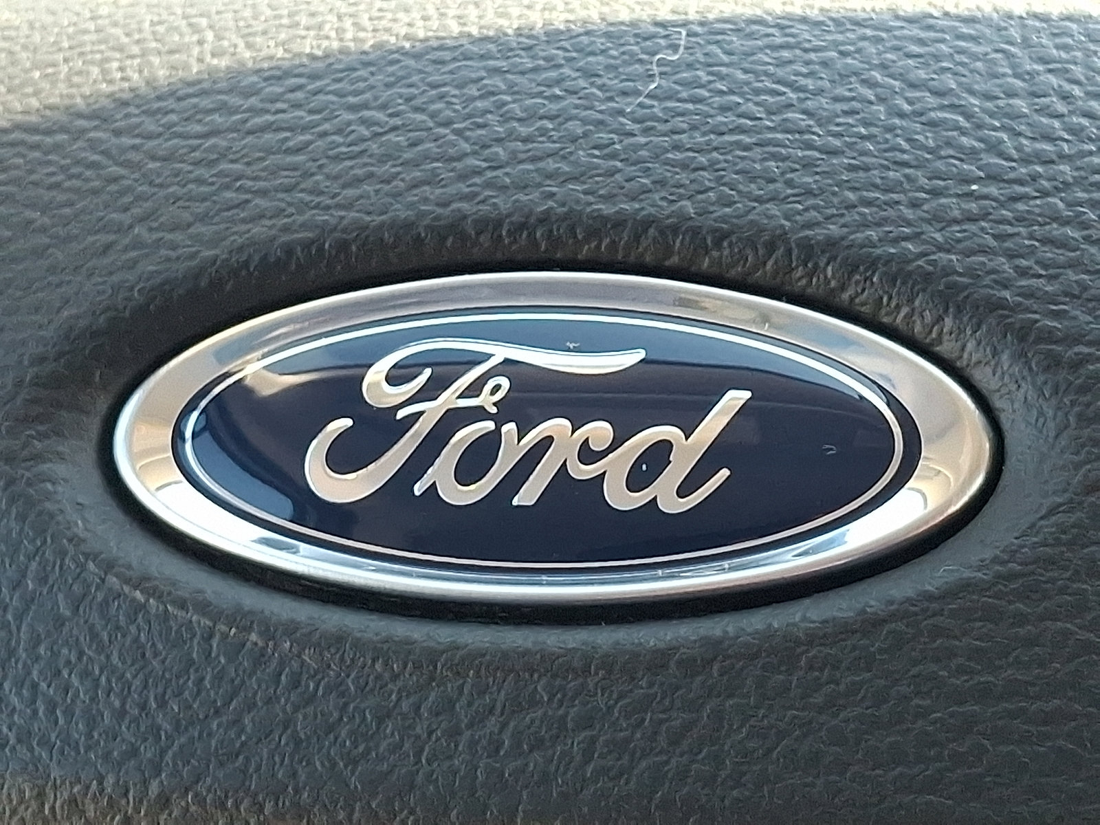 Used 2025 Ford Transit 250 Low Roof w/ Exterior Upgrade Package RWD image 31