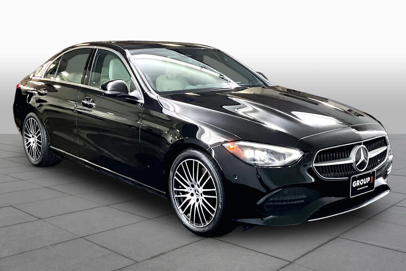 Used 2024 Mercedes-Benz C 300 4MATIC Sedan image 3
