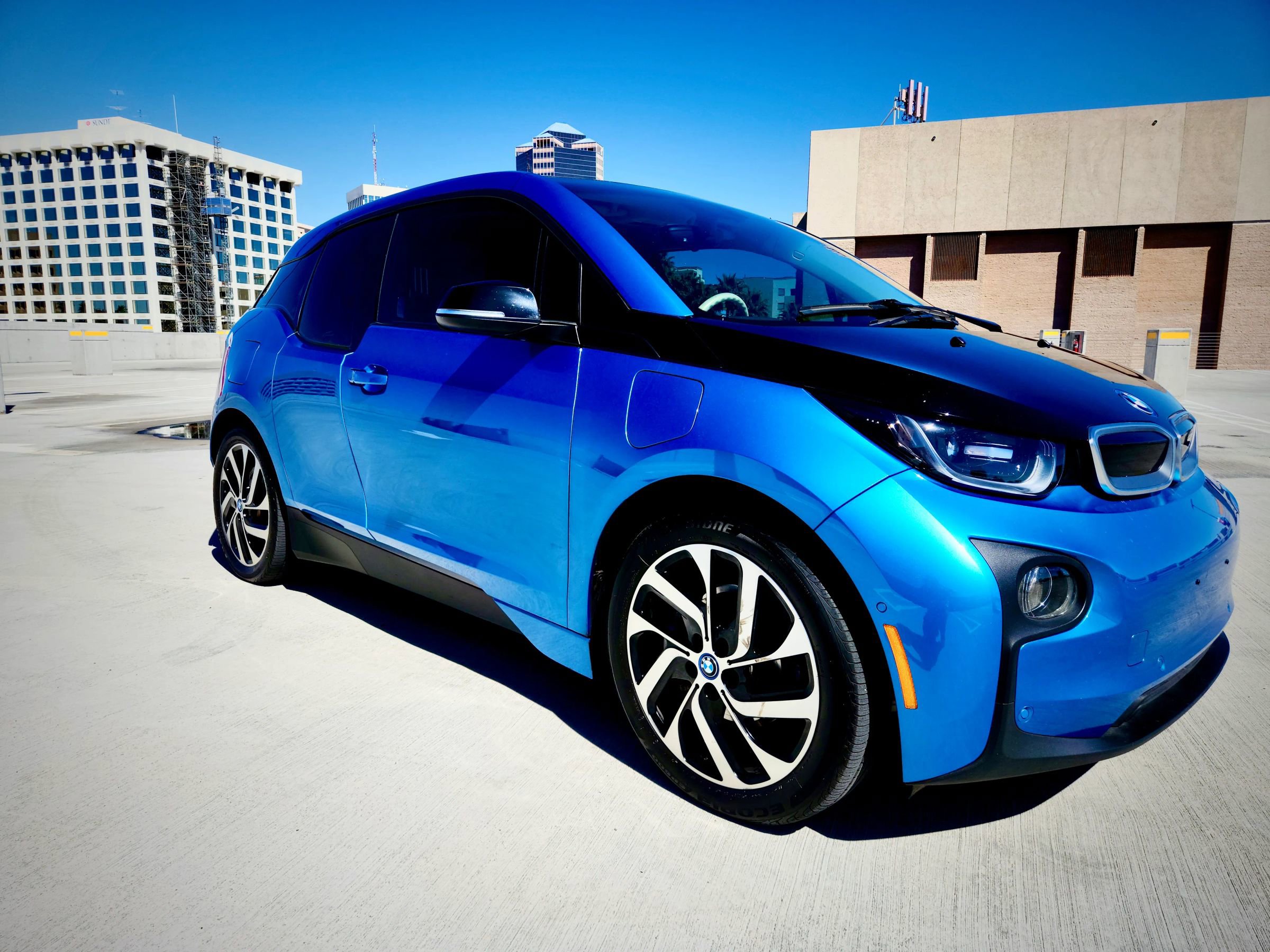 Used 2017 BMW i3 w/ Range Extender image 18
