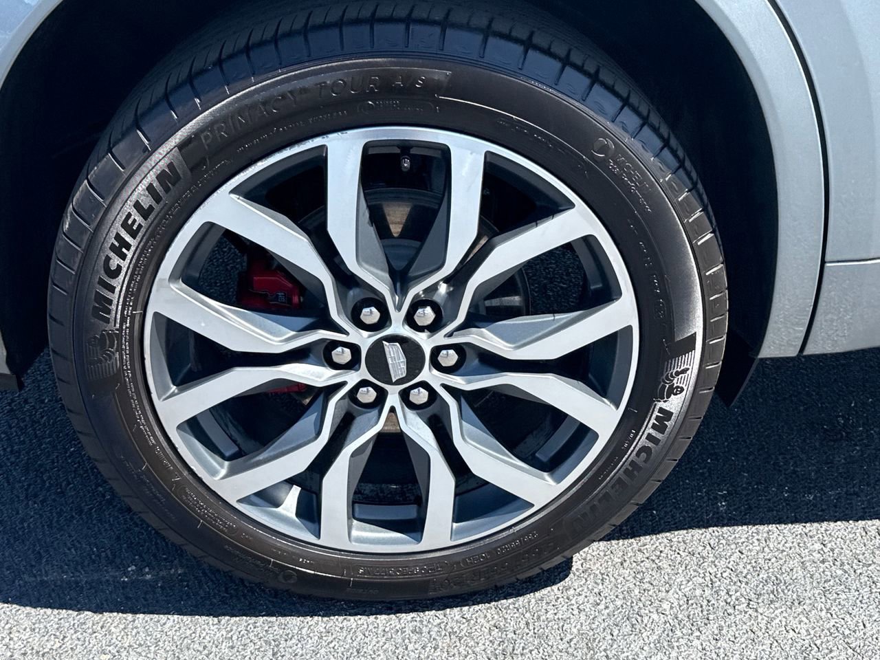 Used 2024 Cadillac XT6 Sport image 10