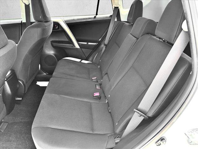 Used 2014 Toyota RAV4 LE FWD image 17
