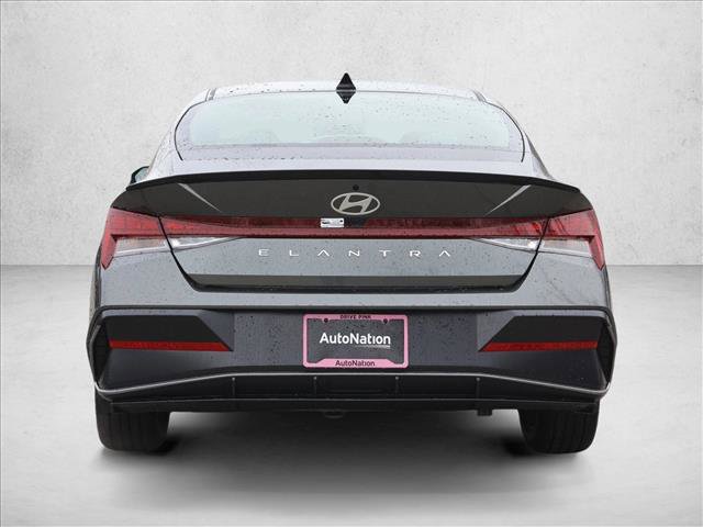 New 2026 Hyundai Elantra SEL Sport FWD image 6