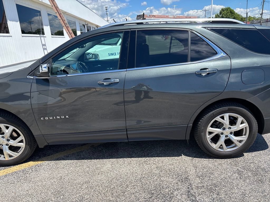 Used 2020 Chevrolet Equinox Premier w/ LPO, Floor Liner Package AWD/4WD image 13