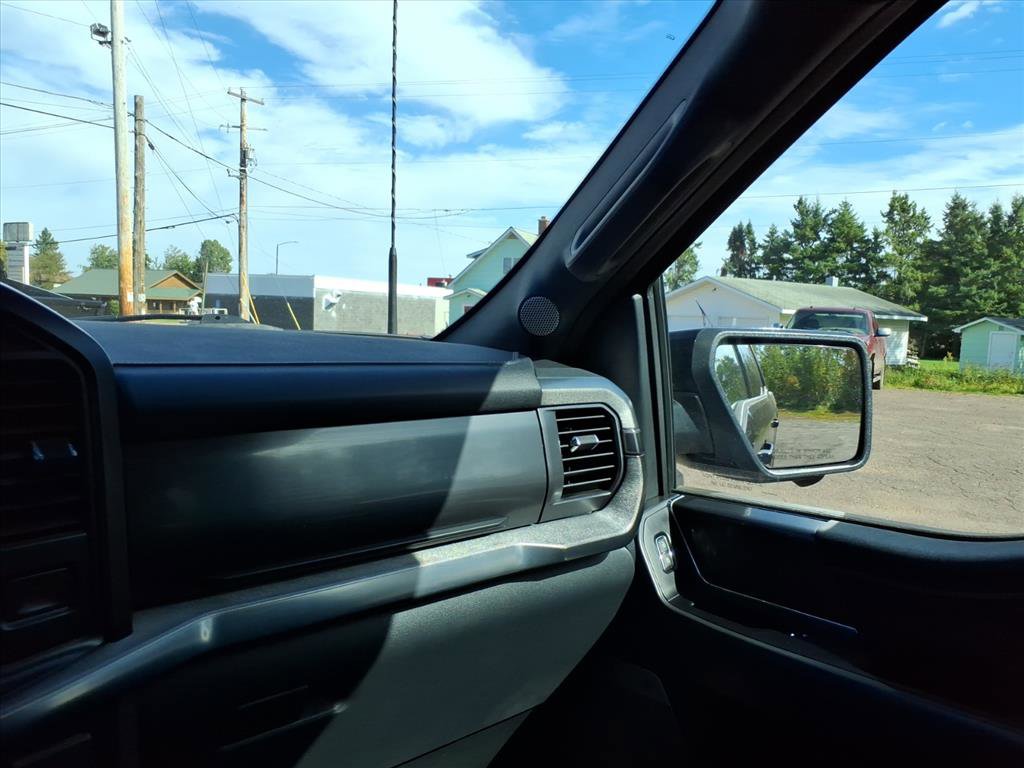 Used 2024 Ford F150 Lariat AWD/4WD image 18