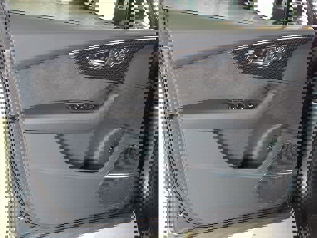 Used 2021 Audi SQ7 Premium Plus image 10