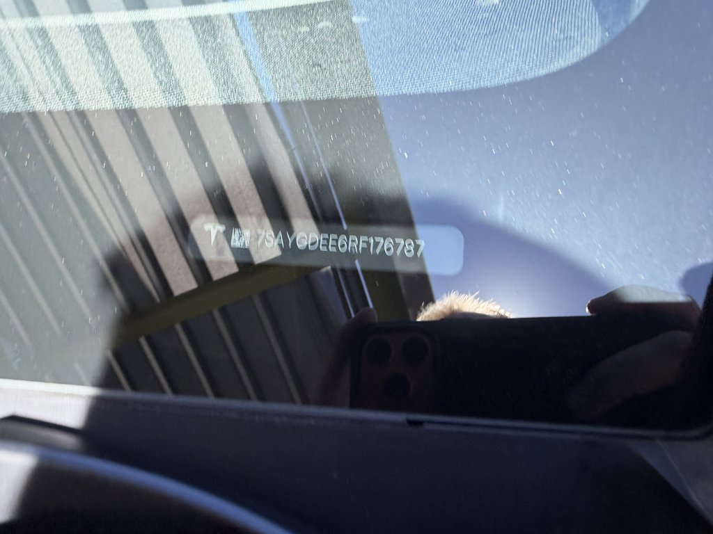 Used 2024 Tesla Model Y Long Range image 43