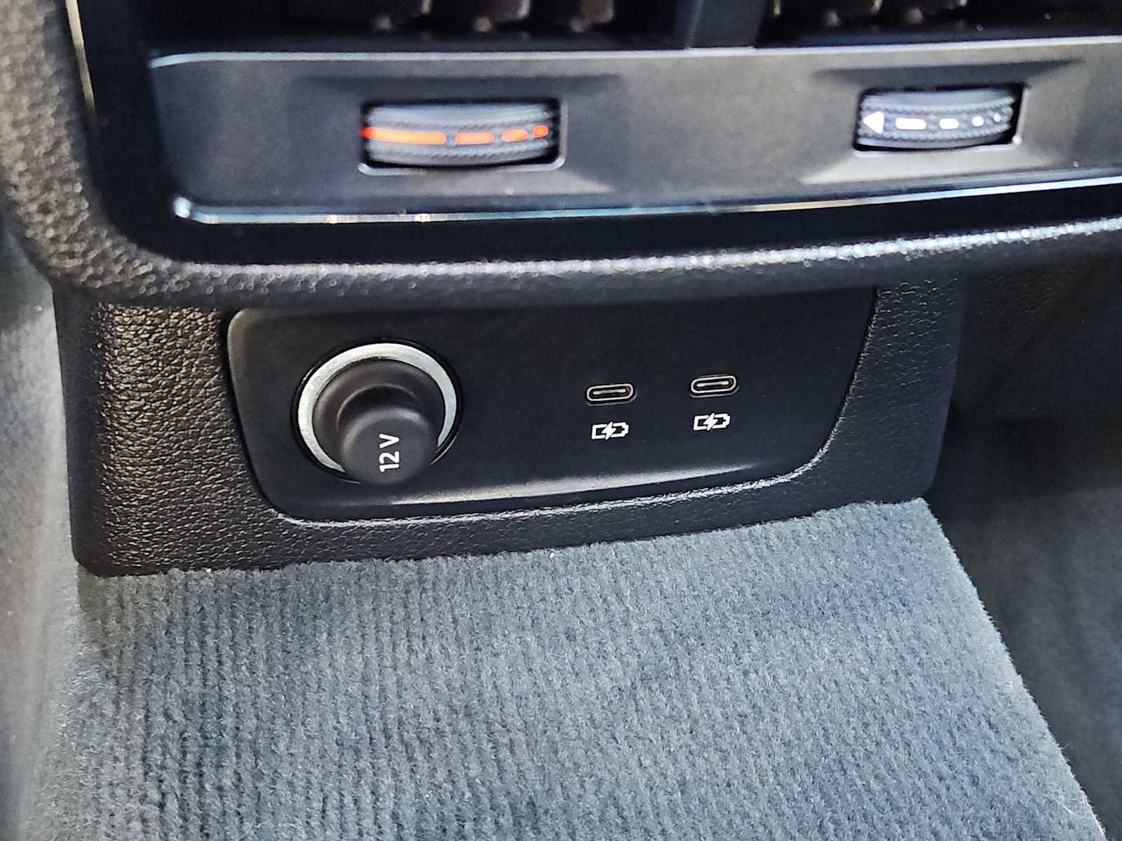 Certified 2025 Audi Q3 2.0T Premium w/ Convenience Package image 30