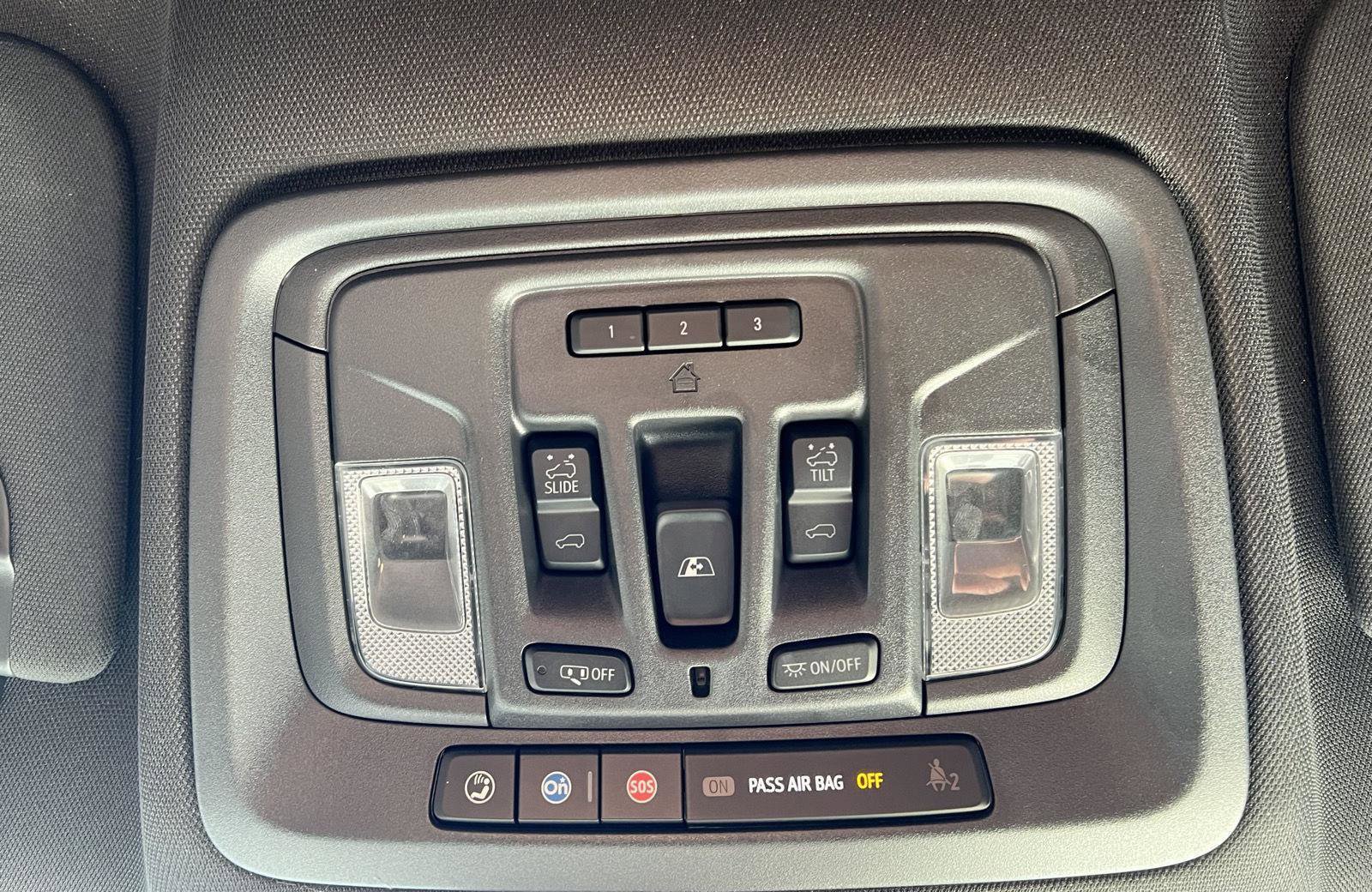 Used 2024 GMC Sierra 2500 AT4 w/ AT4 Preferred Package image 40