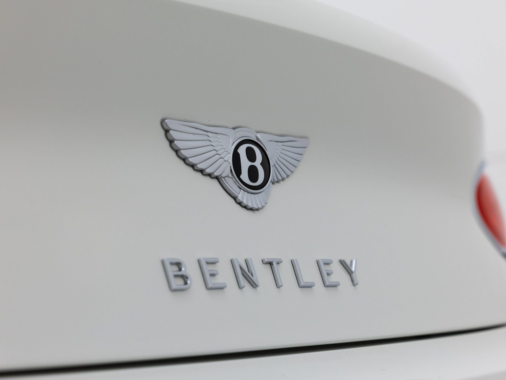 Used 2024 Bentley Continental GT image 46