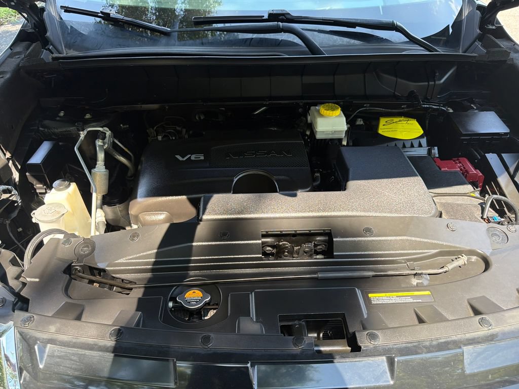 Used 2022 Nissan Pathfinder Platinum w/ Cargo Package FWD image 26