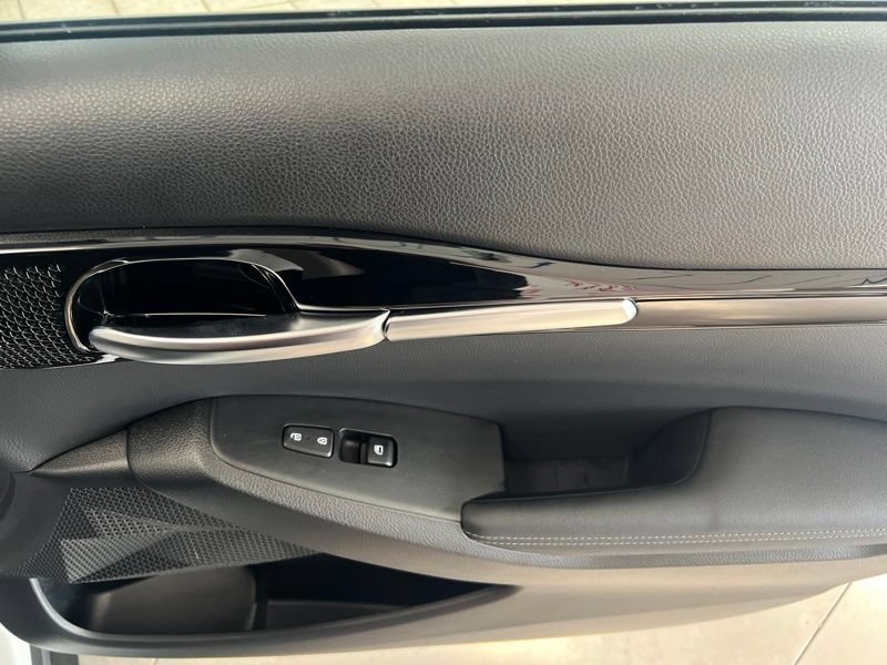 Certified 2025 Kia Seltos S FWD image 14