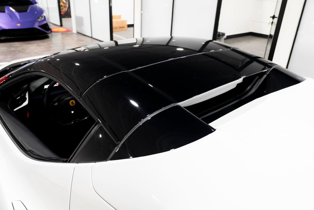 Used 2022 Ferrari SF90 Spider AWD/4WD image 31