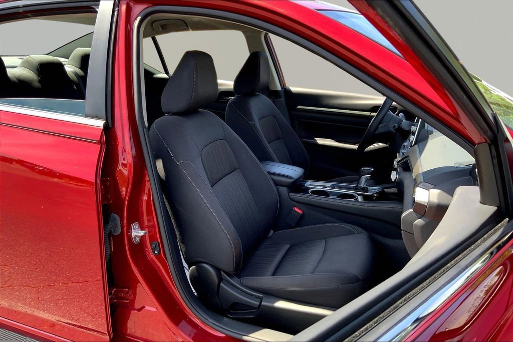 Used 2023 Nissan Altima 2.5 SV image 19