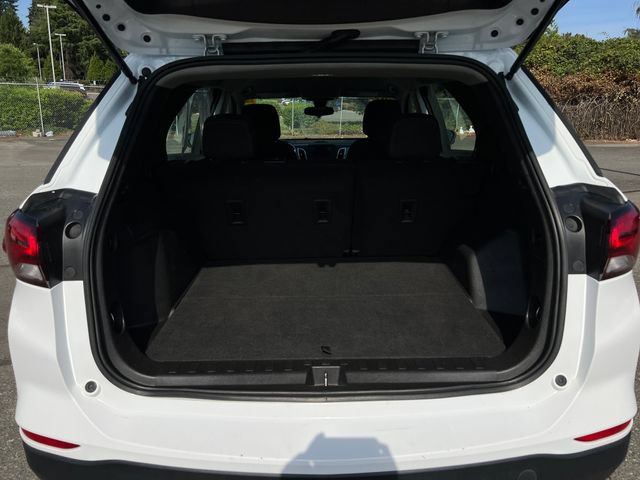 Used 2022 Chevrolet Equinox LS w/ Driver Confidence II Package AWD/4WD image 13