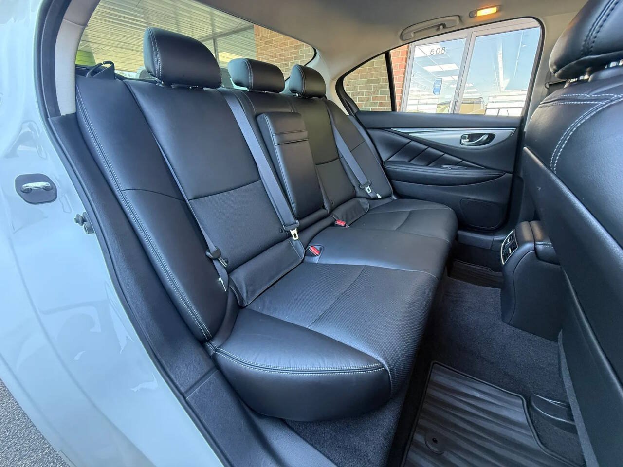 Used 2021 INFINITI Q50 Luxe w/ Seat & Sound Package AWD/4WD image 25