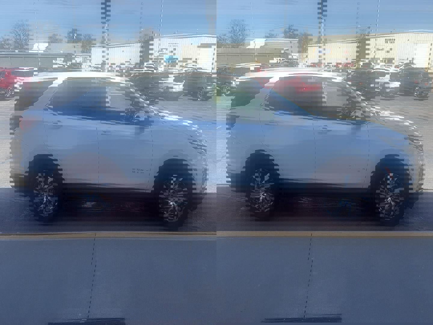 Used 2023 Chevrolet Equinox LT image 8