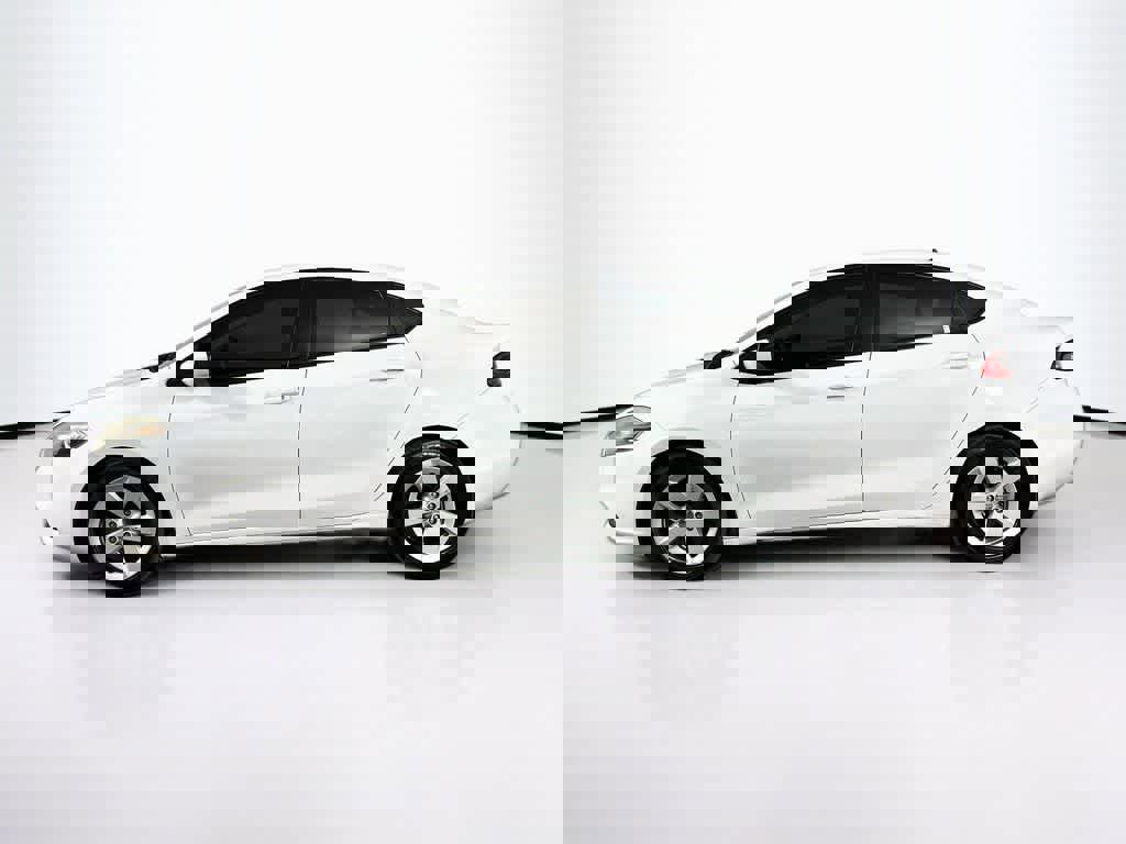 Used 2015 Dodge Dart SXT FWD image 3