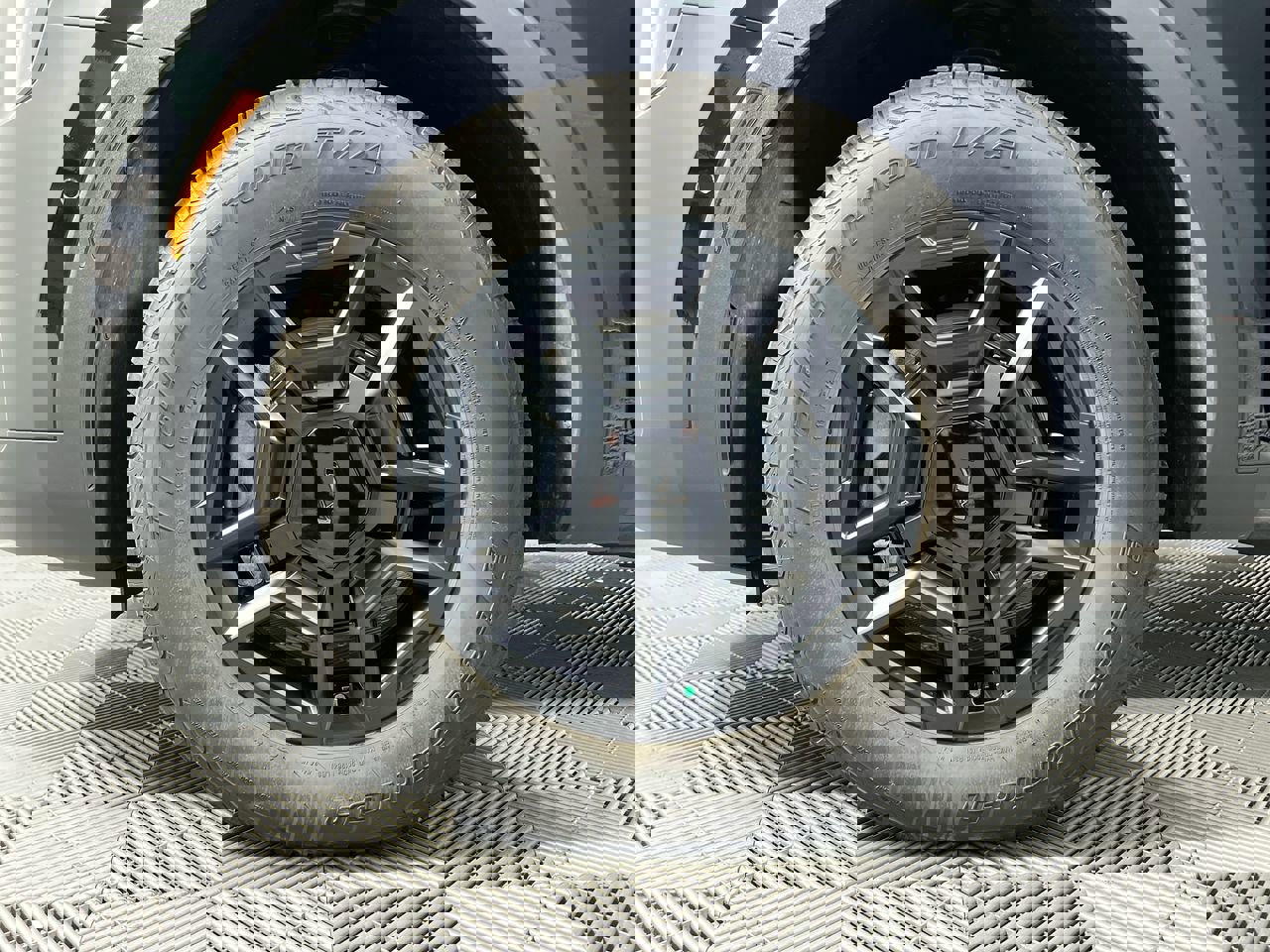 Certified 2025 Kia Sorento SX Prestige image 11