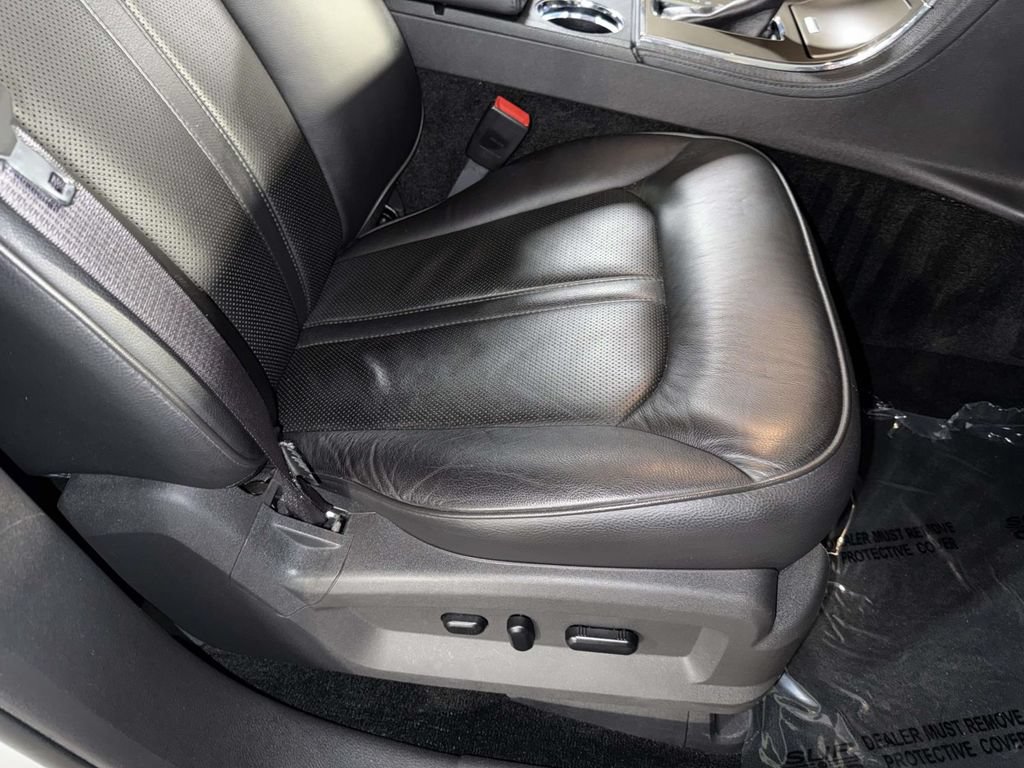 Used 2014 Lincoln MKX AWD w/ Equipment Group 102A image 15
