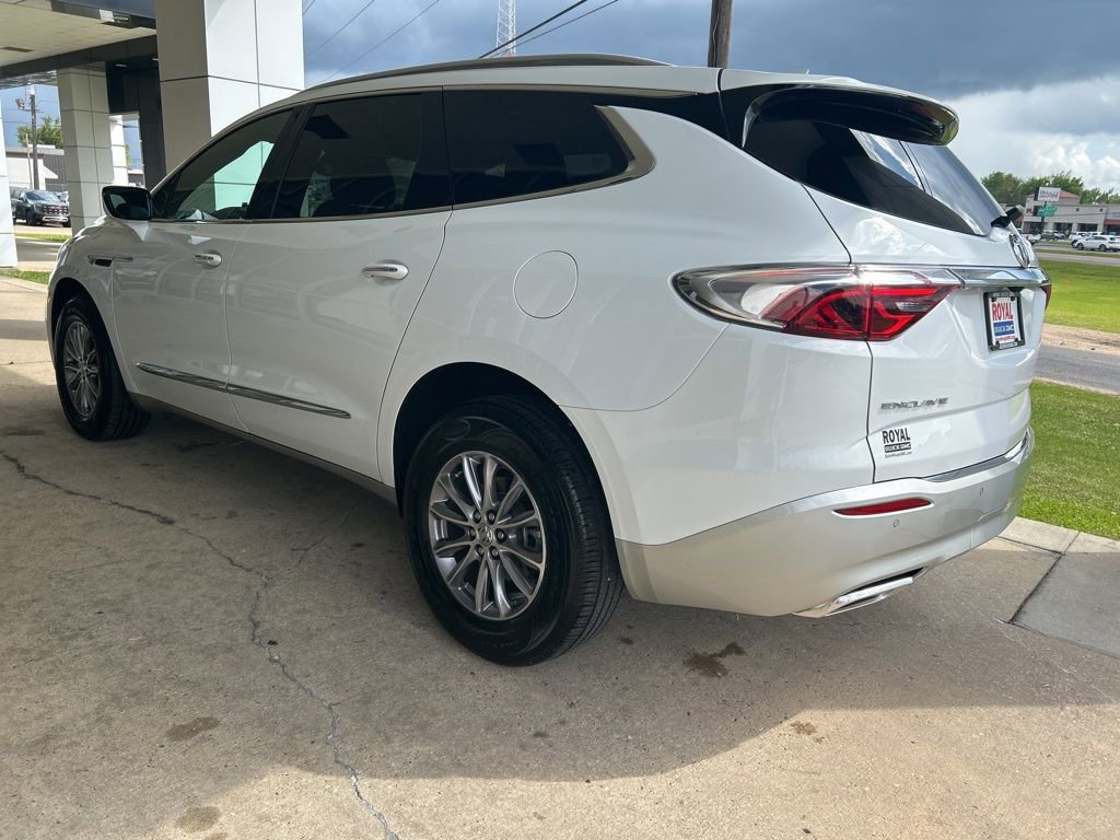 Certified 2023 Buick Enclave Essence FWD image 5