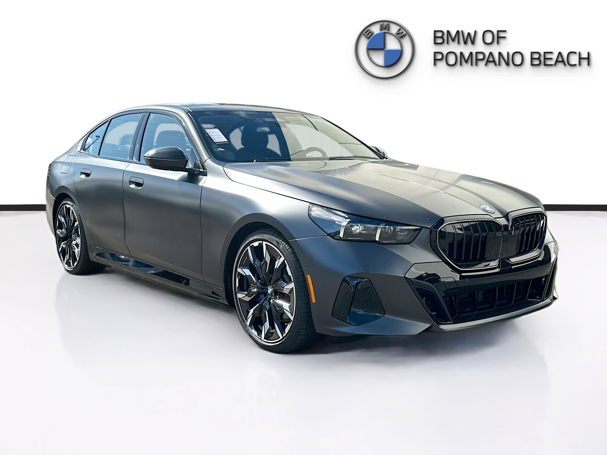 New 2026 BMW i5 eDrive40 w/ M Sport Package