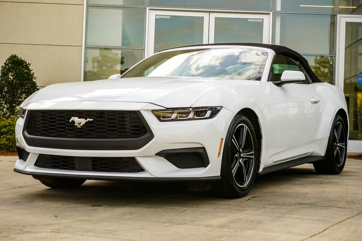 Used 2024 Ford Mustang Premium RWD image 8