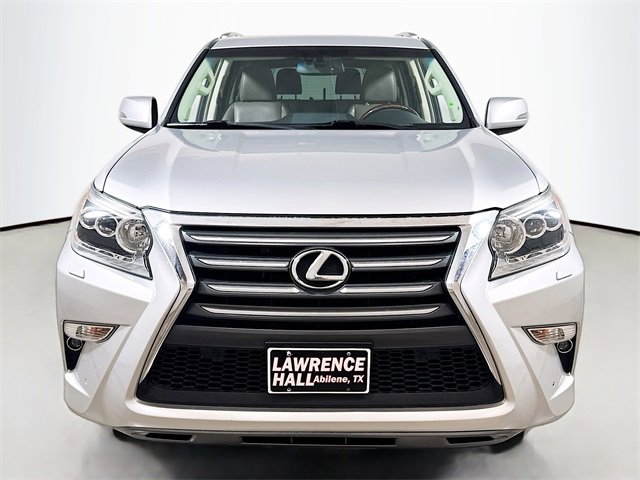 Used 2017 Lexus GX 460 image 2