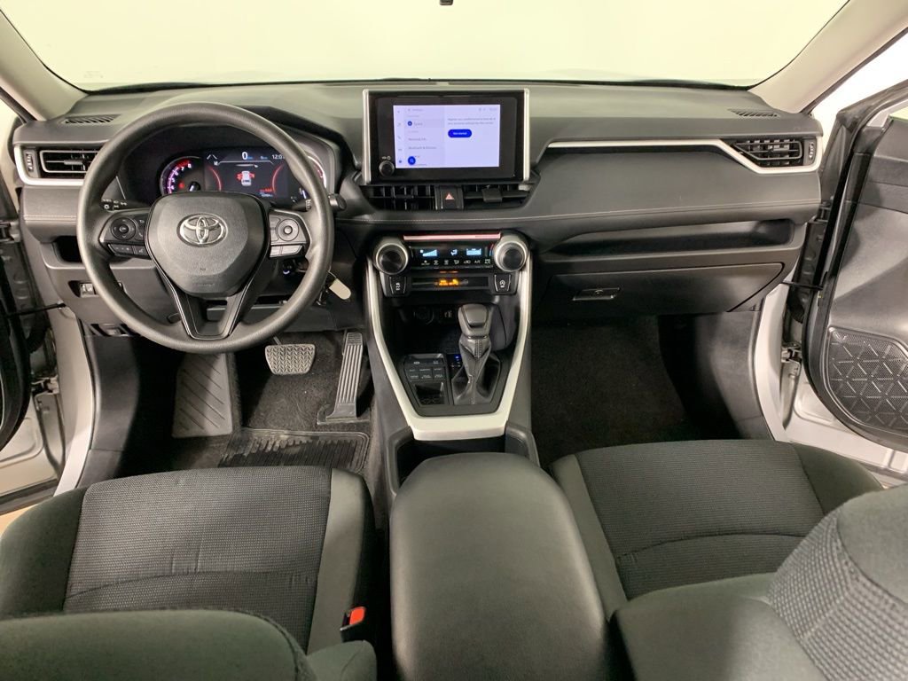 Used 2024 Toyota RAV4 LE image 33