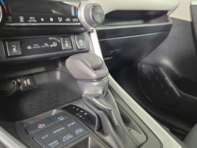 Used 2023 Toyota RAV4 XLE w/ Convenience Package AWD/4WD image 20