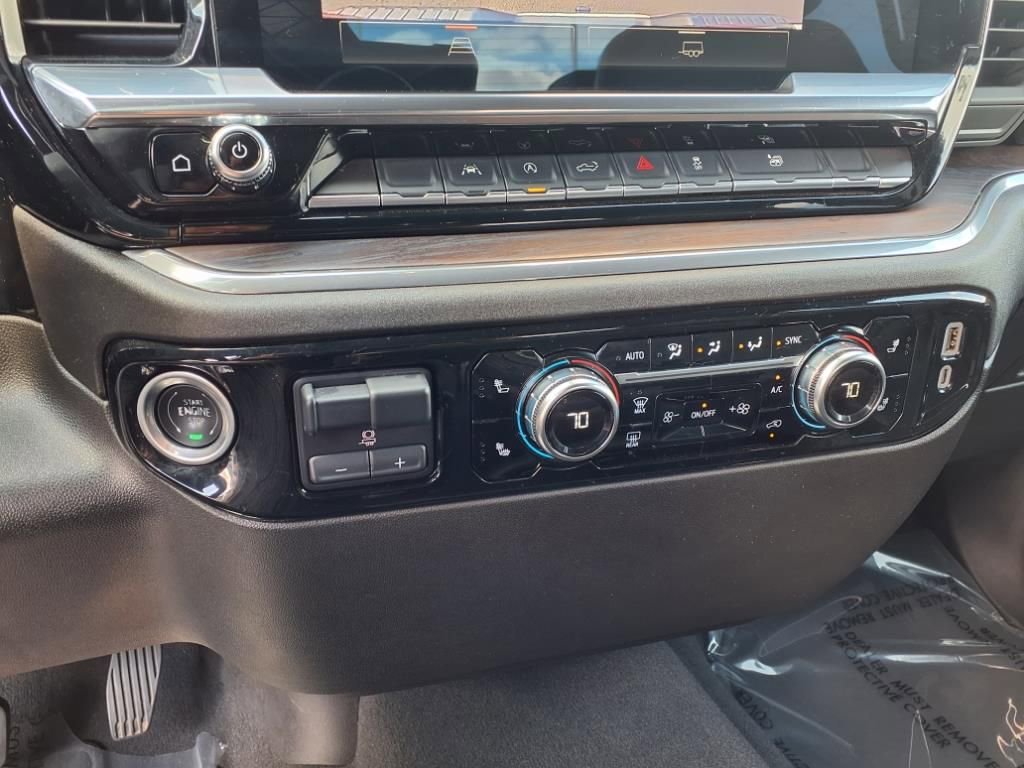 Used 2025 GMC Sierra 1500 SLT image 12