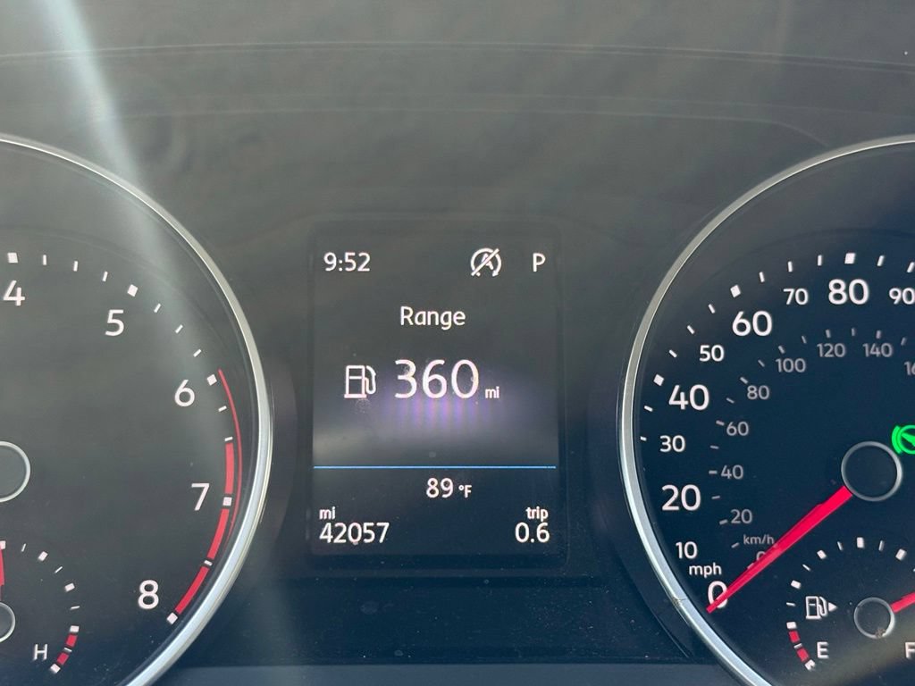 Used 2021 Volkswagen Tiguan S FWD image 23