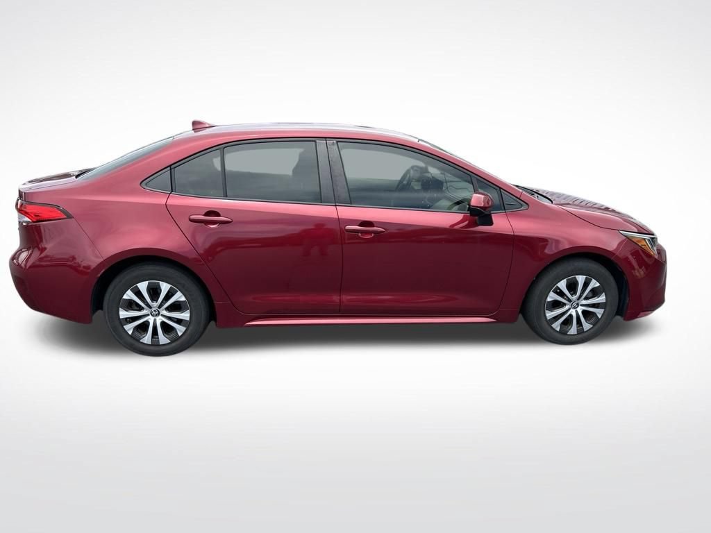 Used 2022 Toyota Corolla LE FWD image 5