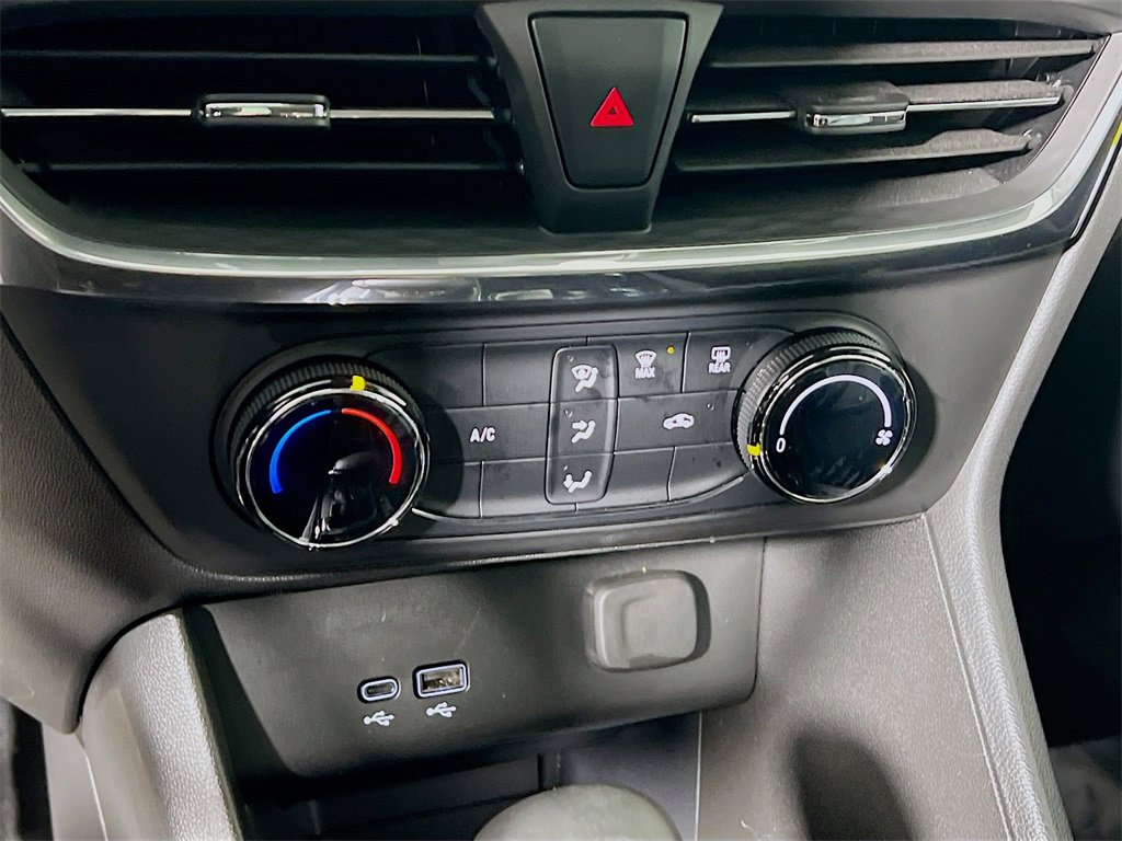 Used 2026 Buick Encore GX Preferred image 14