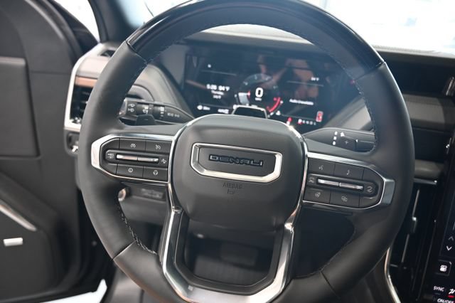 New 2026 GMC Yukon Denali w/ Advanced Technology Package AWD/4WD image 24