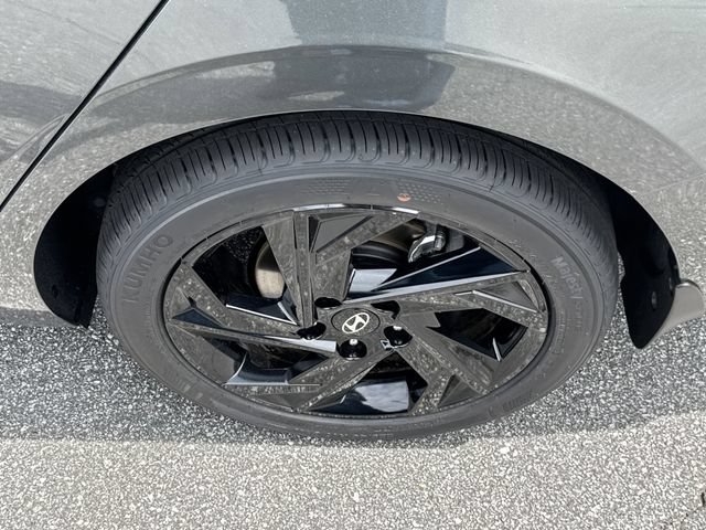 New 2026 Hyundai Elantra Sport FWD image 19