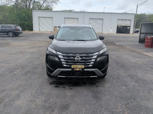 Used 2024 Nissan Rogue SL AWD/4WD image 9