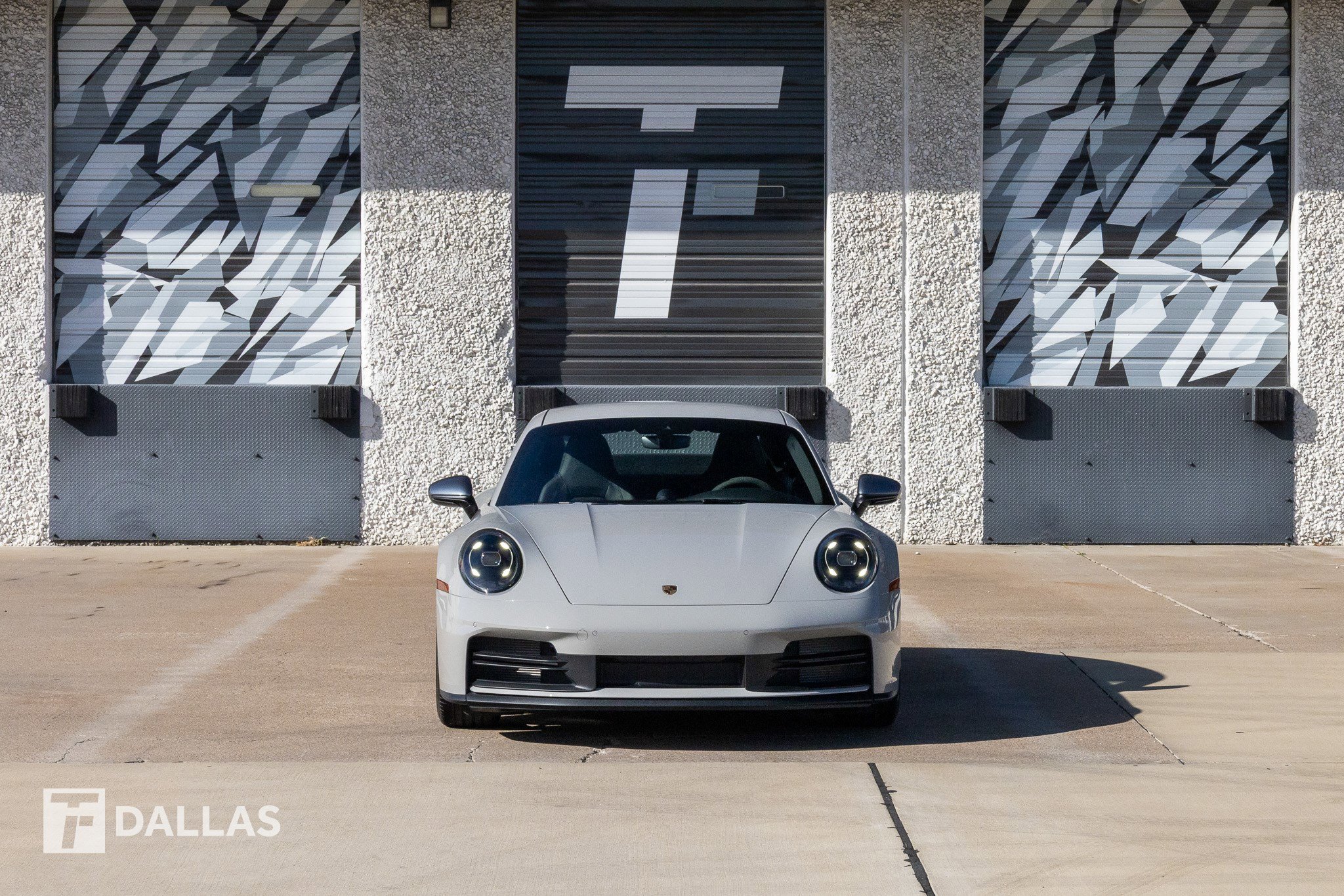 Used 2025 Porsche 911 Carrera T image 3