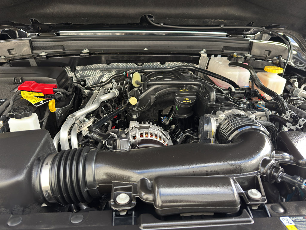Used 2025 Jeep Gladiator Mojave image 9