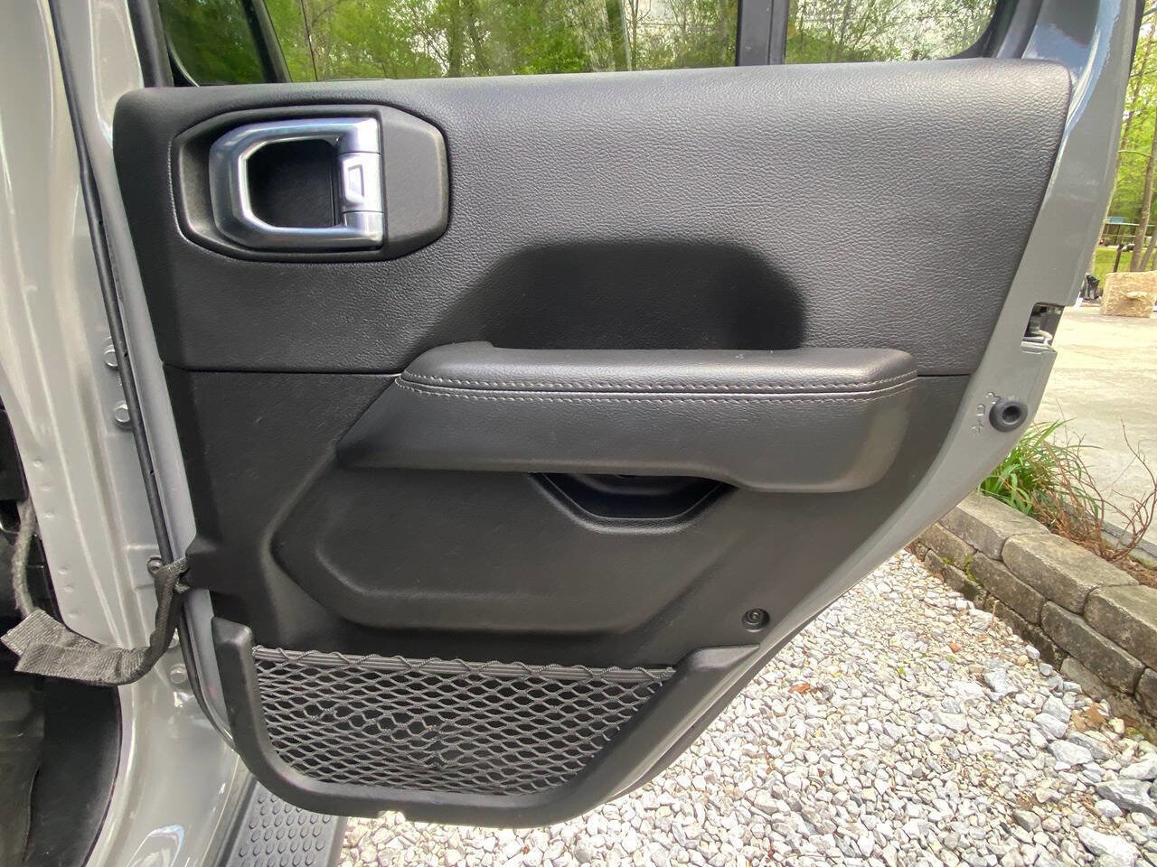 Used 2021 Jeep Wrangler Unlimited Sahara image 21