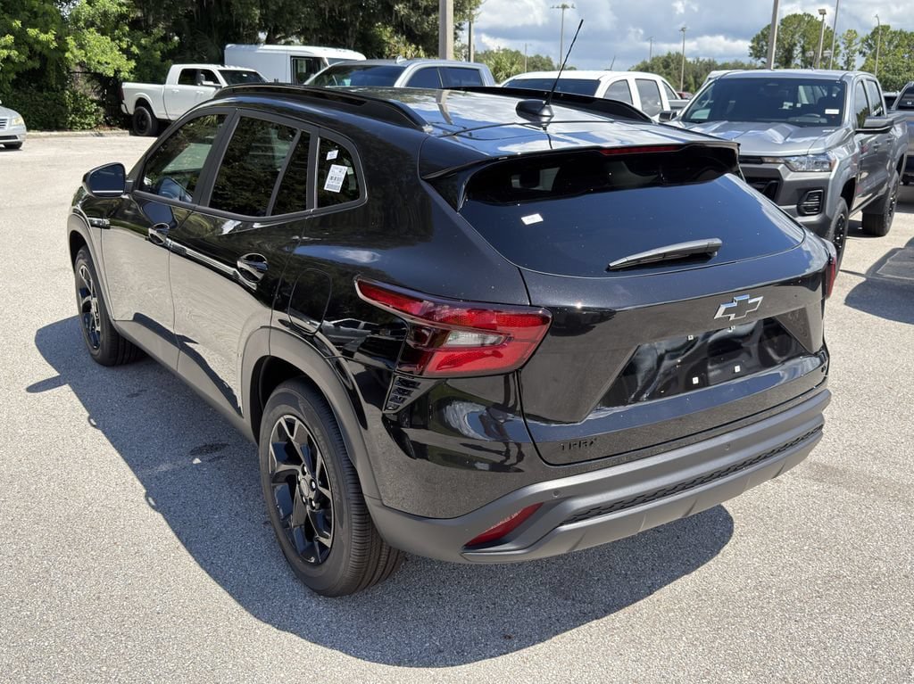 New 2026 Chevrolet Trax LT w/ Driver Confidence Package FWD image 7