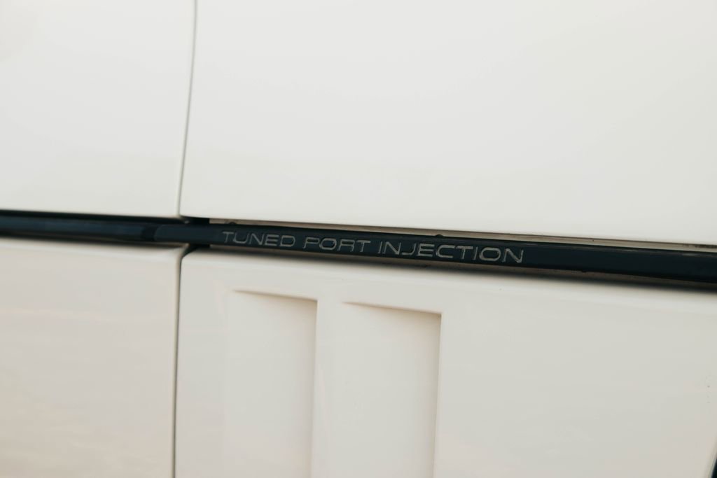 Used 1990 Chevrolet Corvette Convertible image 21