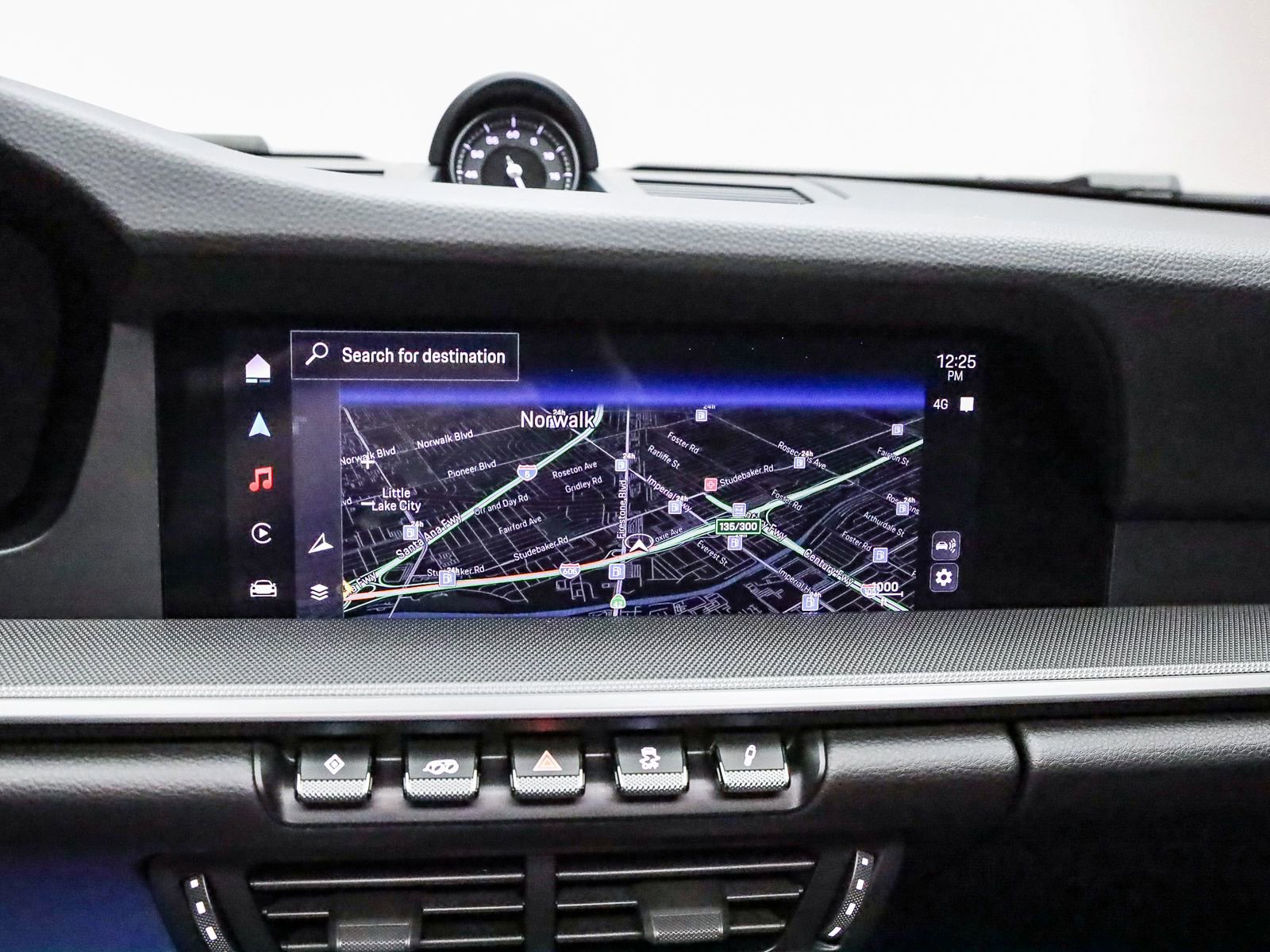 Used 2025 Porsche 911 Carrera image 28