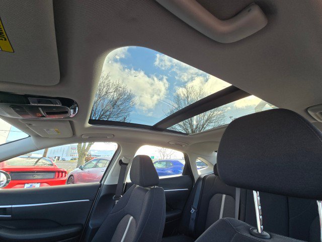 Used 2025 Hyundai Sonata SEL FWD image 26