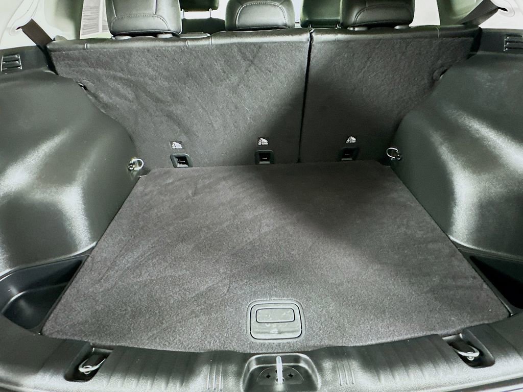 Certified 2022 Jeep Compass Limited image 36