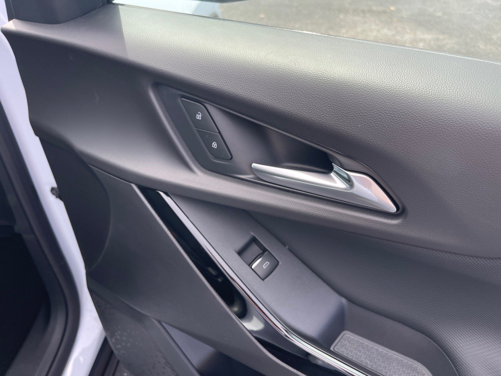New 2027 Chevrolet Equinox RS AWD/4WD image 19