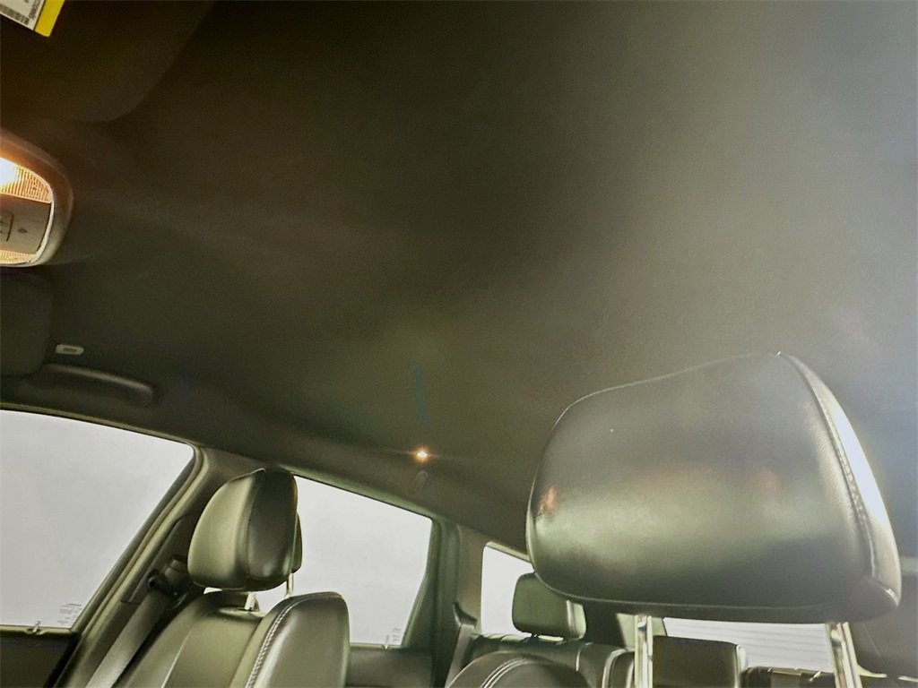 Used 2021 Jeep Grand Cherokee Laredo X image 11