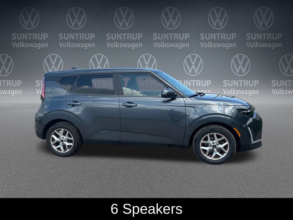 Used 2023 Kia Soul S FWD image 7